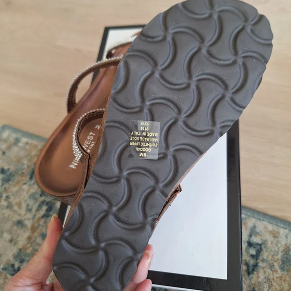 Brand New Nine West Women's Slip-On Three Band Rhinestone Sandals SiZe 5 - Picture 6 of 9